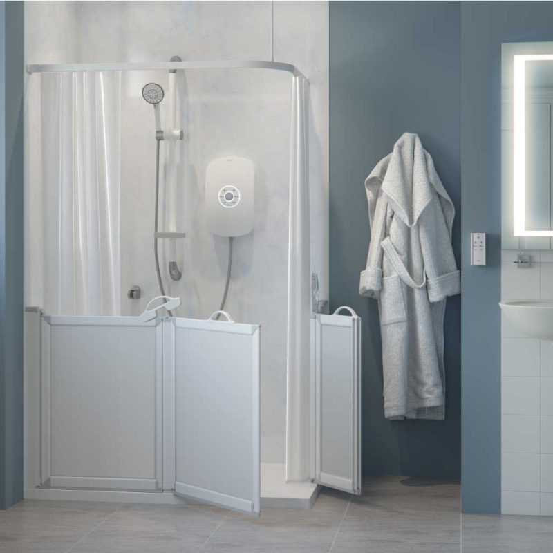 Multi-spec-tray_half-height-screens_-iCare-shower